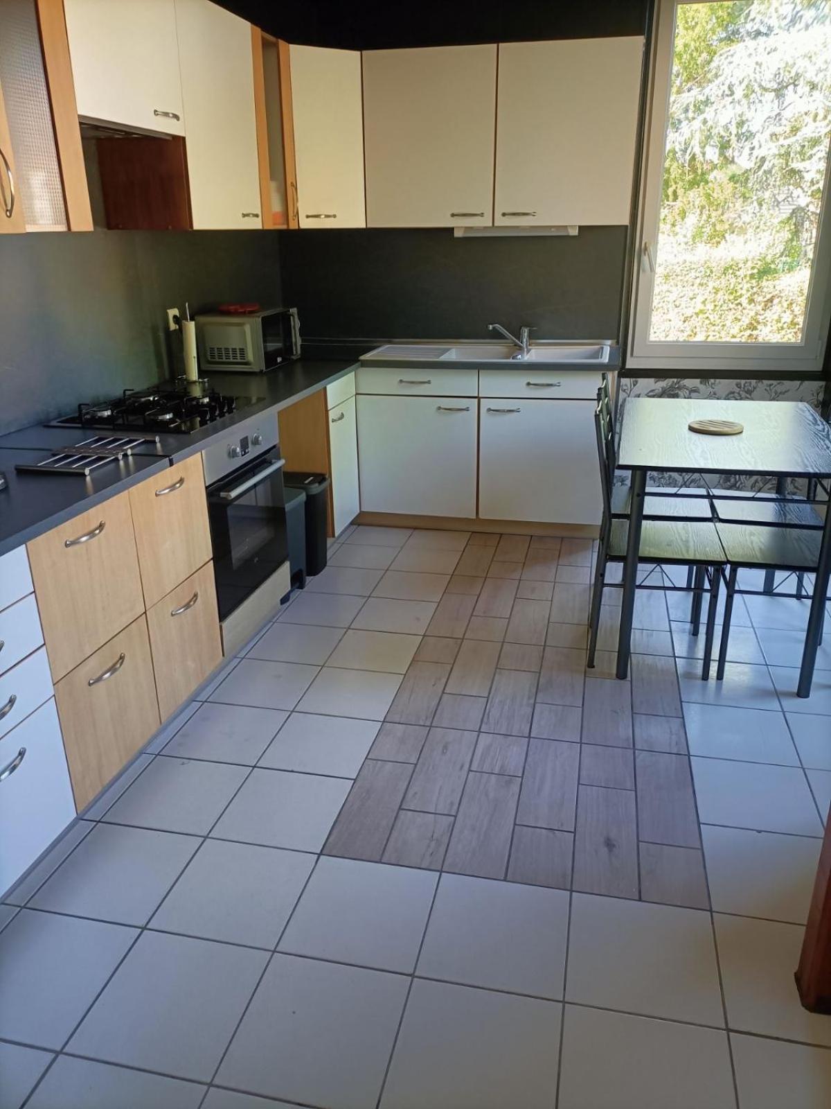 Maison 3 Chambres - Chez Florence Yzeure 外观 照片
